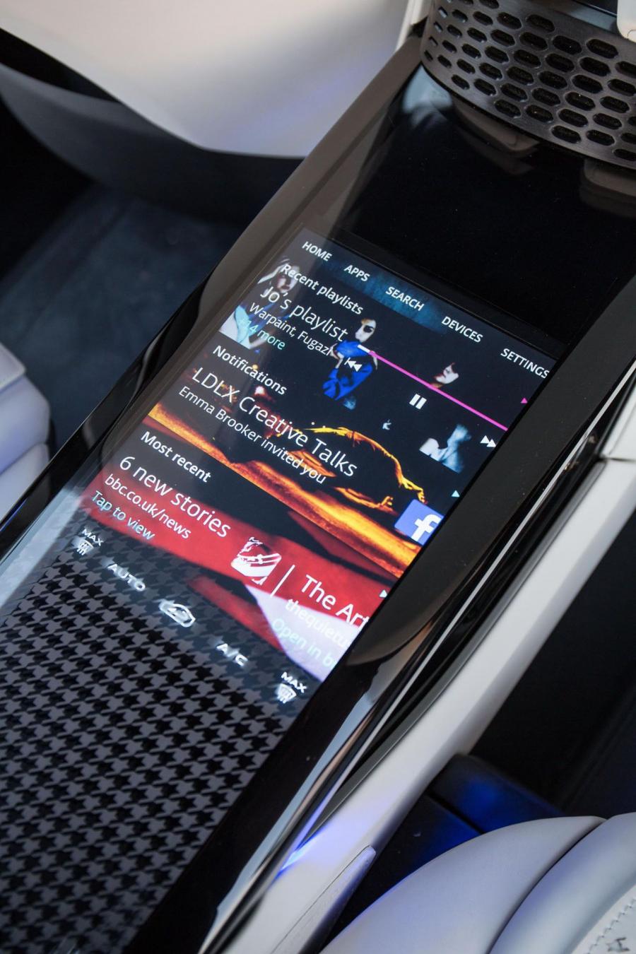  Jaguar C-X17 Concept in Liquid Aluminum 2013 года  (фото 30 из 38)